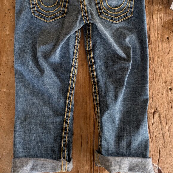 True Religion Capri Jeans with Yellow Stitching- Size 28- BN without Tags - Picture 3 of 6